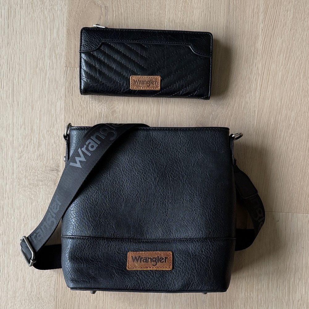 Wrangler Black Purse and Wallet Set